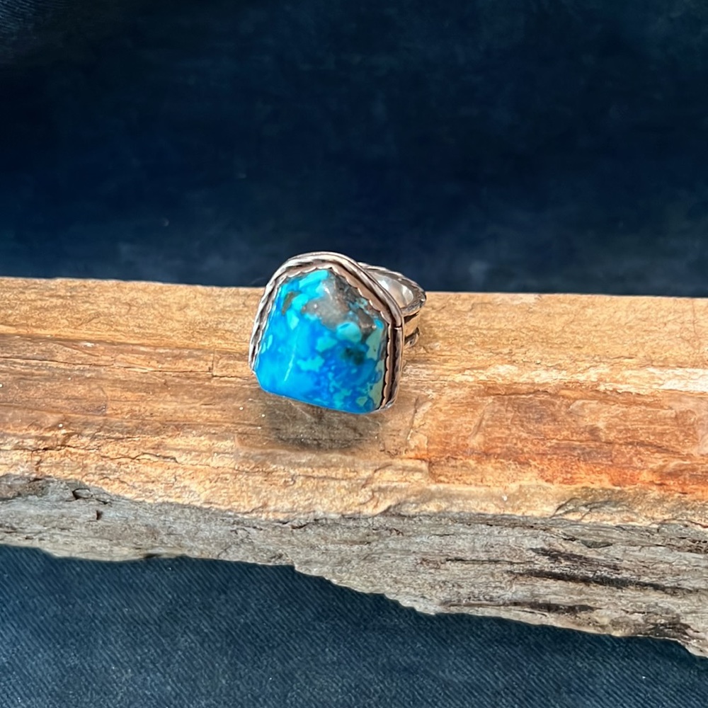 Southwest Sterling Silver Ring with Turquoise Nugget - Picture 2 of 9